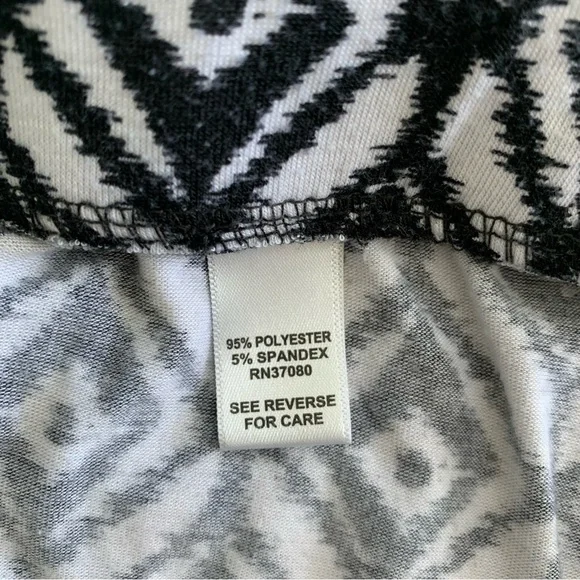 CATO Women’s PLUS Maxi Skirt Black & White Geometric‎ Elastic Waist SIZE 22/24W - Picture 6 of 9